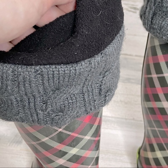 Western Chief Charcoal Villa Plaid Rain Boots - Picture 10 of 11